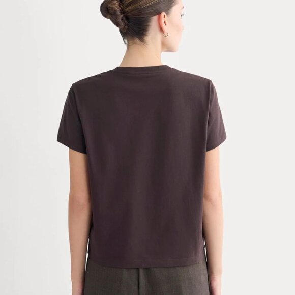 Everlane The Box Cut Tee in Essential Cotton in Dark Chocolate, Size Large - Picture 3 of 8
